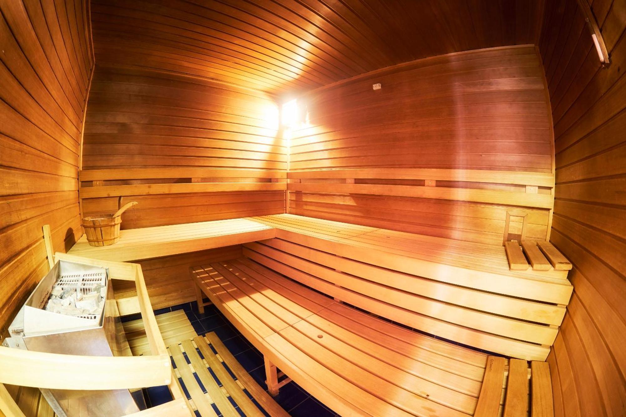 Hotel Eroplan Rožnov pod Radhoštěm 외부 사진