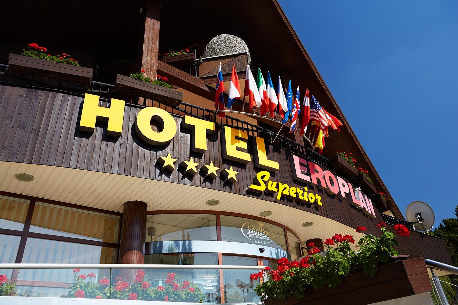 Hotel Eroplan Rožnov pod Radhoštěm 외부 사진